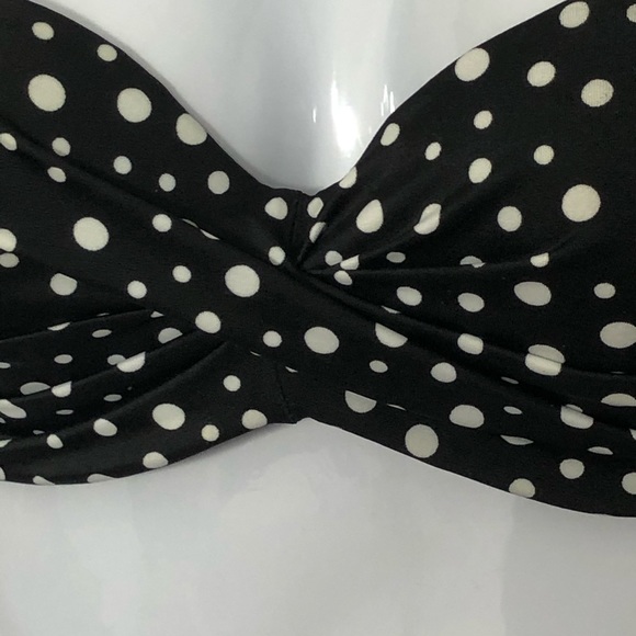 VICTORIAS SECRET molded cups strapless bikini top great for summer - Picture 3 of 9